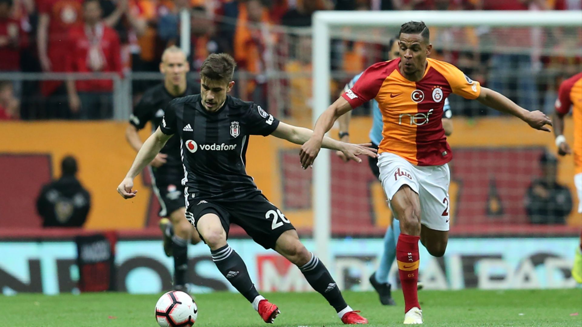 Galatasaray Besiktas Dorukhan Toköz 04052019