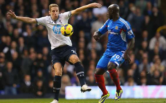 Michael Dawson Yannick Sagbo Tottenham Hotspur Hull City Premier League 27102013