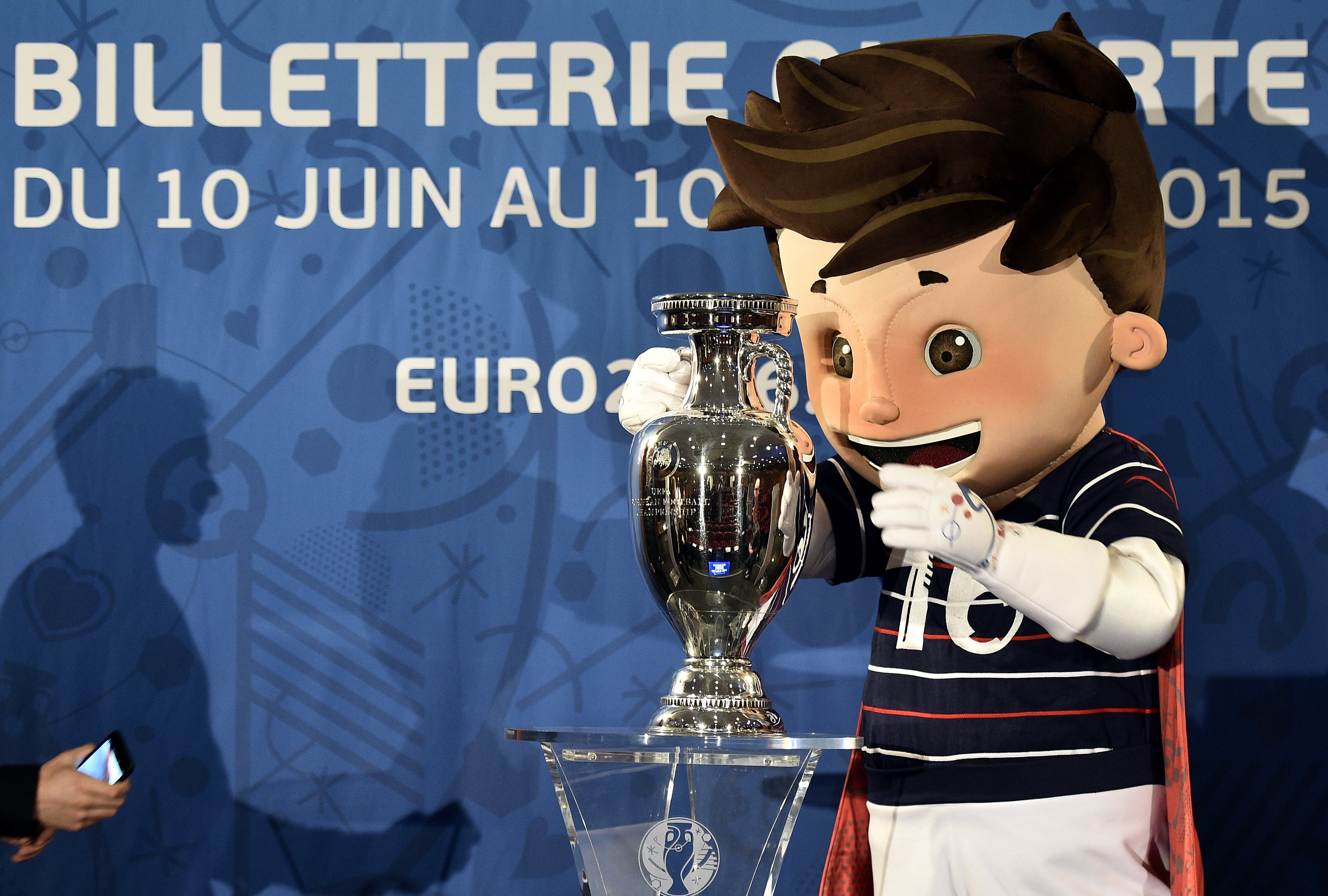 UEFA EURO Trophy