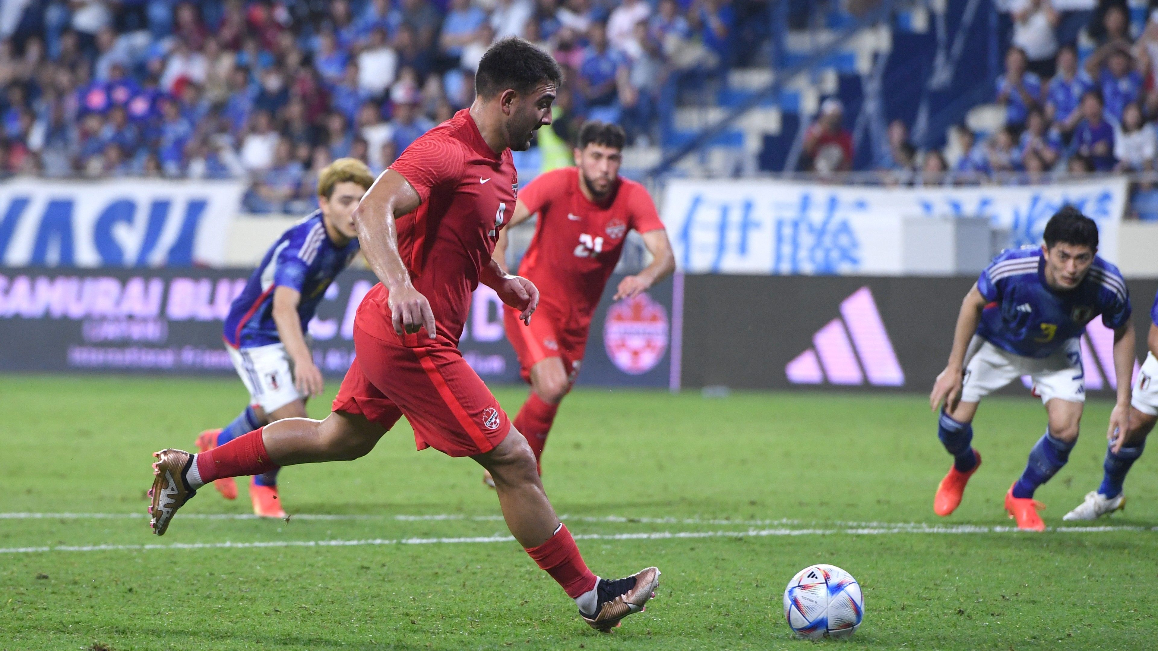 Lucas Cavallini Canada