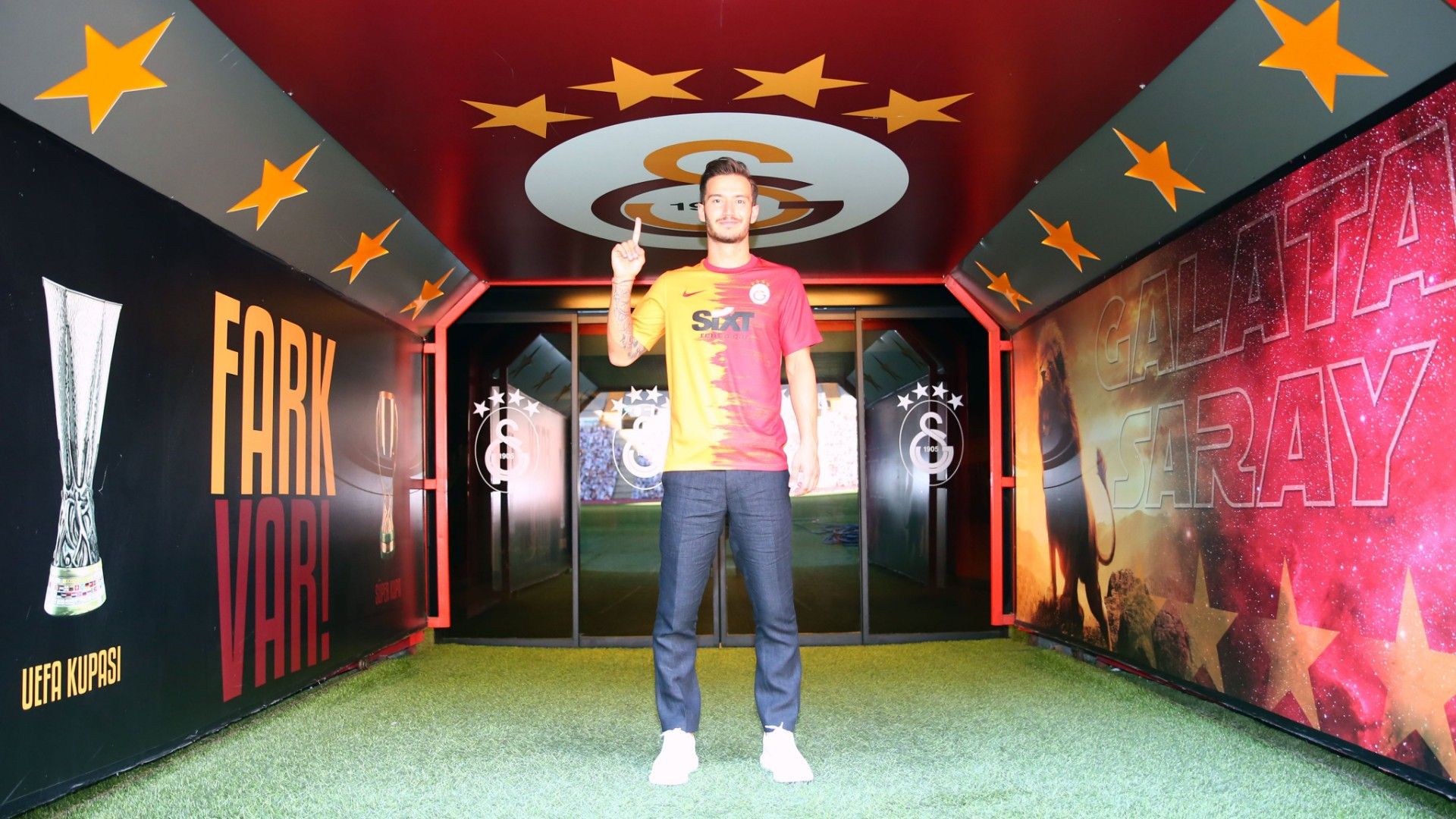 Ogulcan Caglayan Galatasaray 08112020