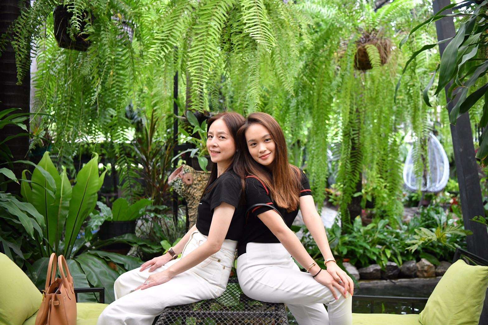 นวลวรรณ ล่ำซำ