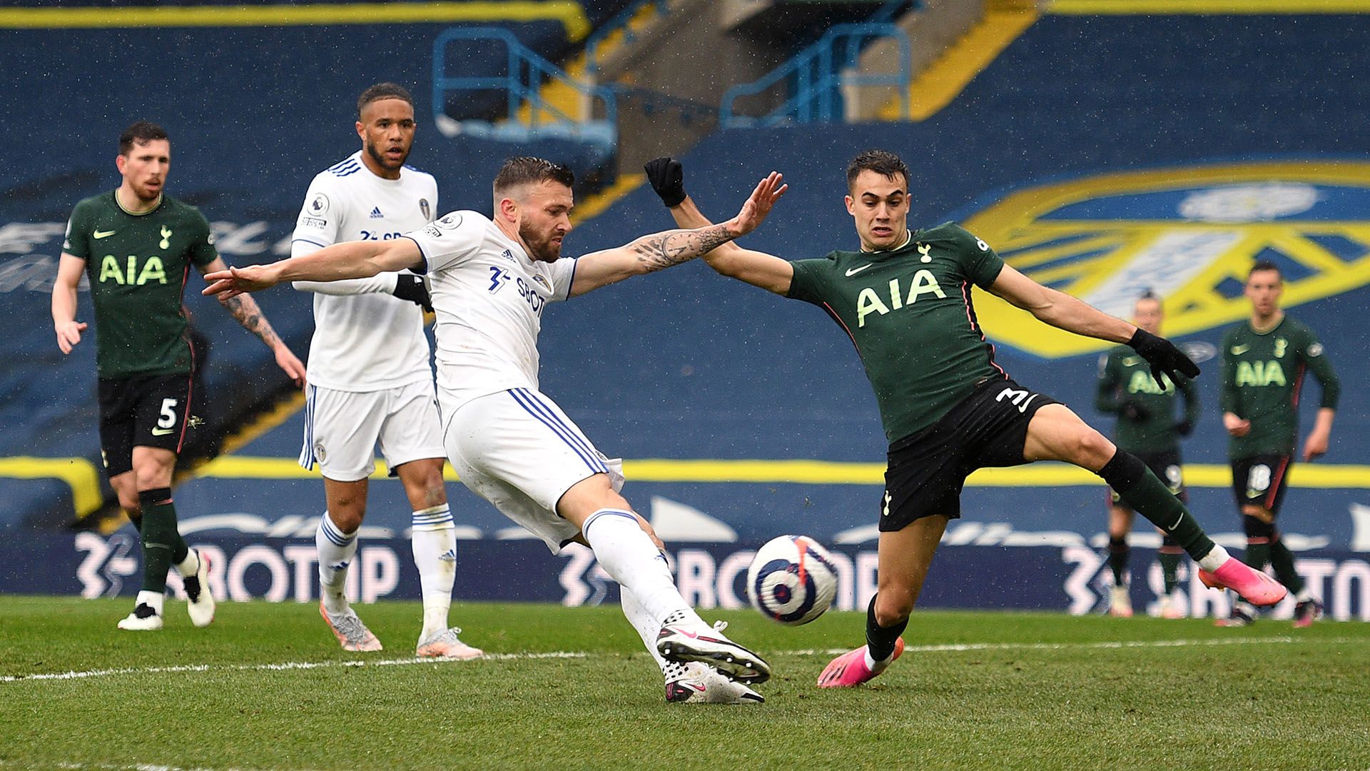 Stuart Dallas Leeds 2020-21