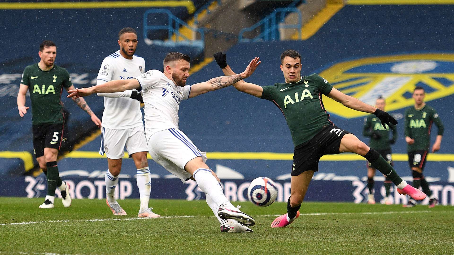 Stuart Dallas Leeds 2020-21