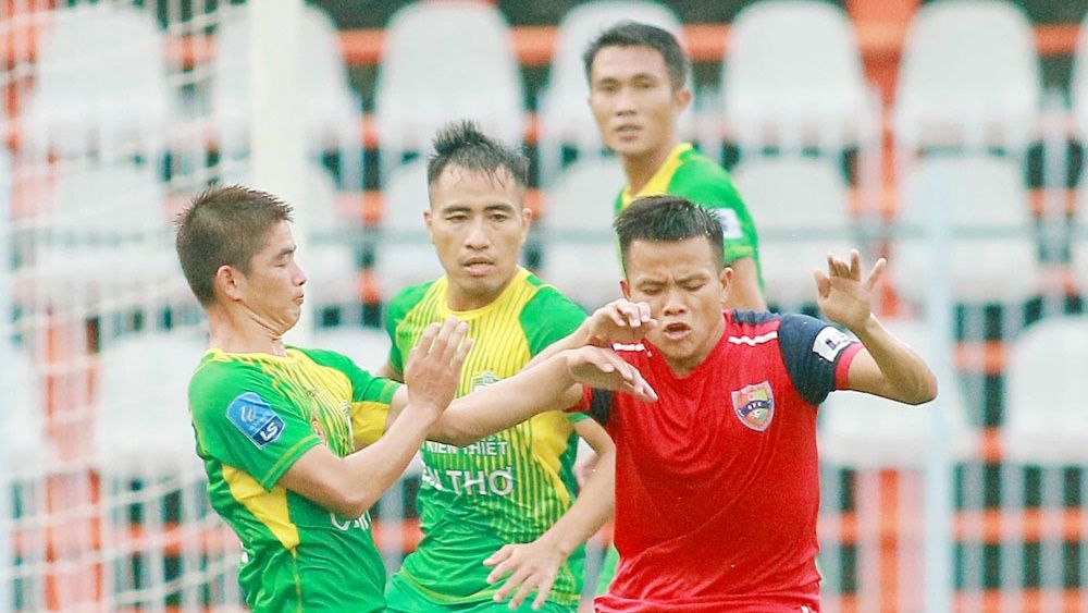 Le Ngoc Nam vs Pham Van Luan | XSKT Can Tho | First Division 2019