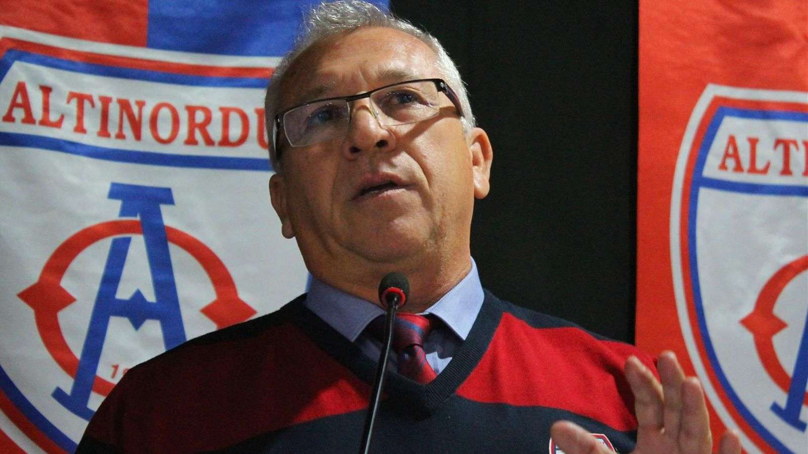 Altınordu chairman Seyit Mehmet Ozkan PTT 1. Lig