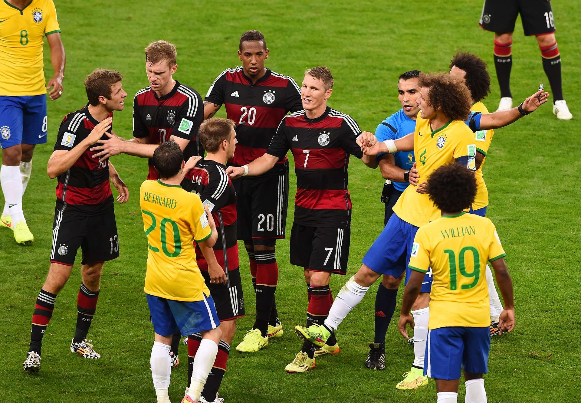 David Luiz Thomas Muller discussion Brazil Germany 2014 World Cup quarter-final 07082014