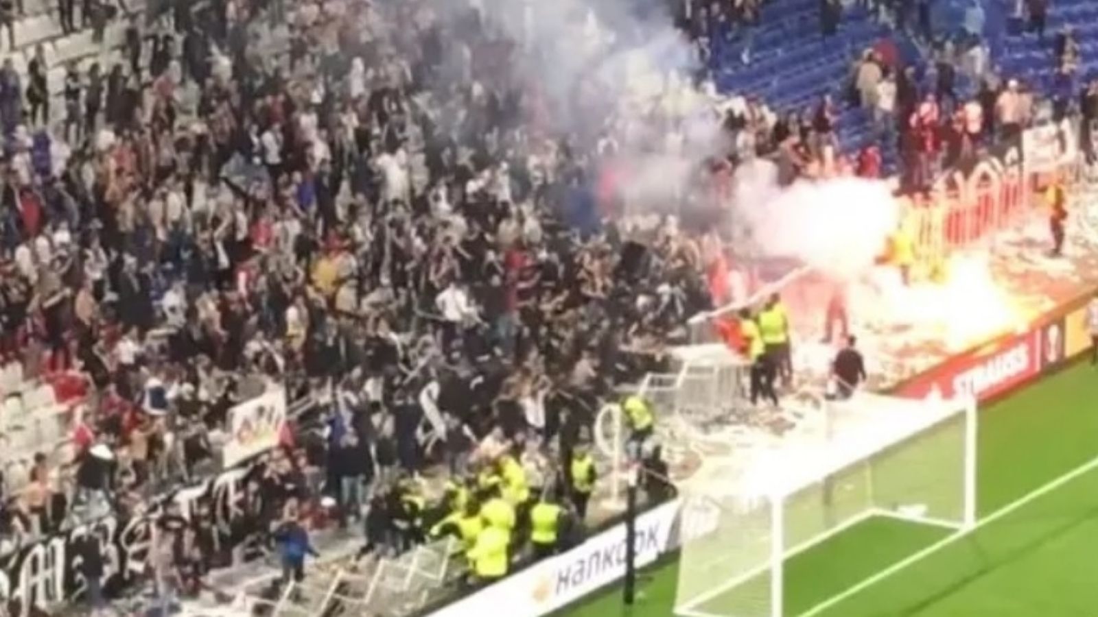 Lyon fans