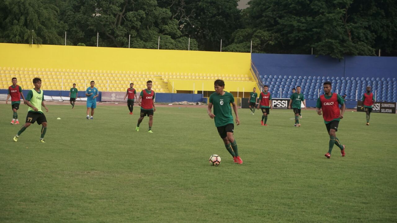 Latihan Sriwijaya FC