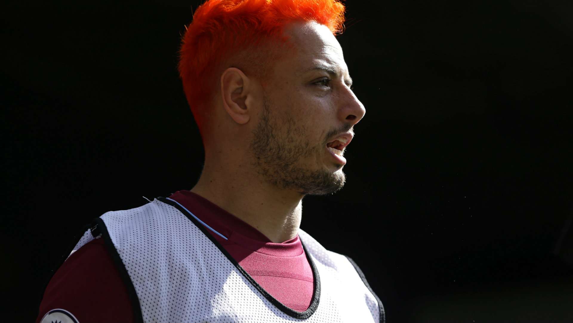 Chicharito Hernández West Ham 240619