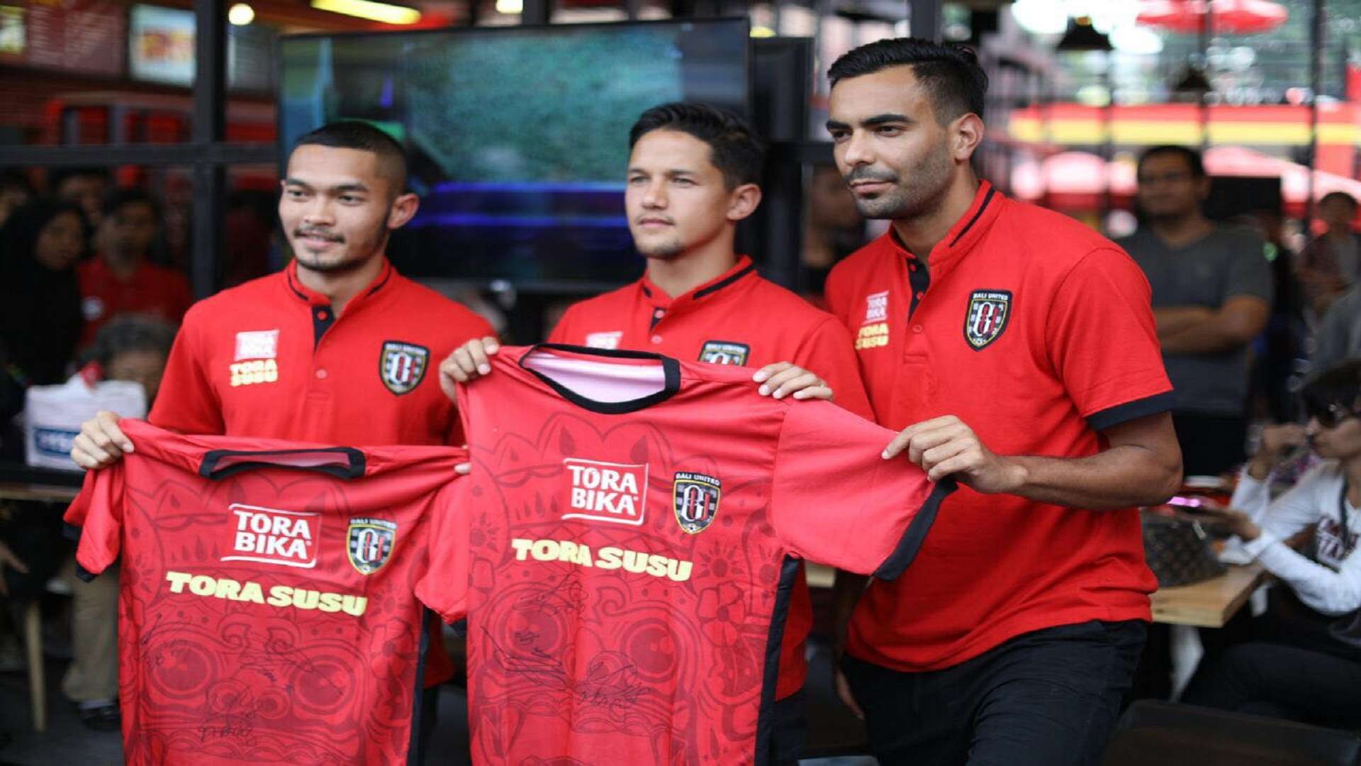 Irfan Bachdim-Marcos Flores-Azka Fauzi-Torabika-Bali United