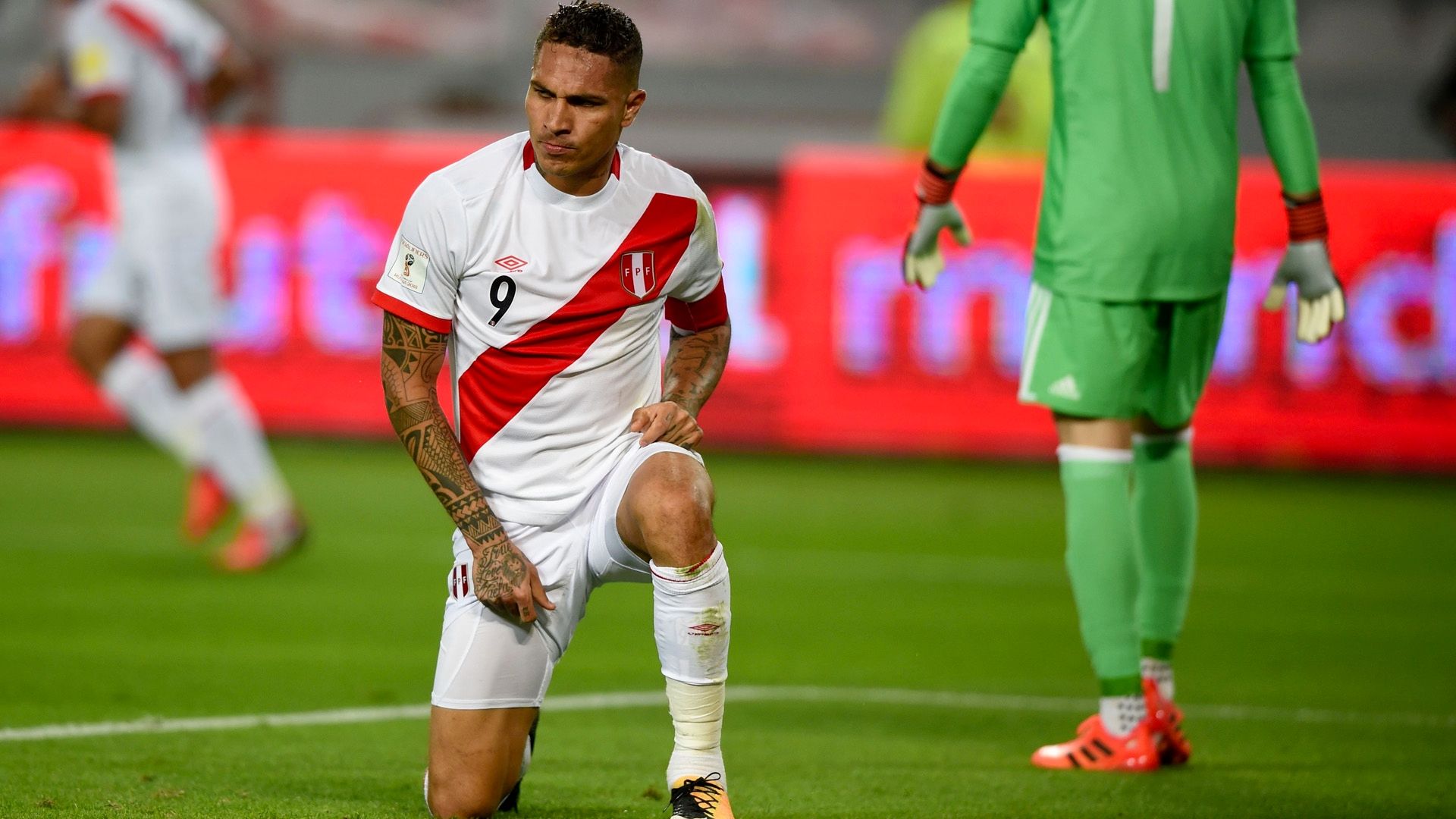 Paolo Guerrero Peru 10102017
