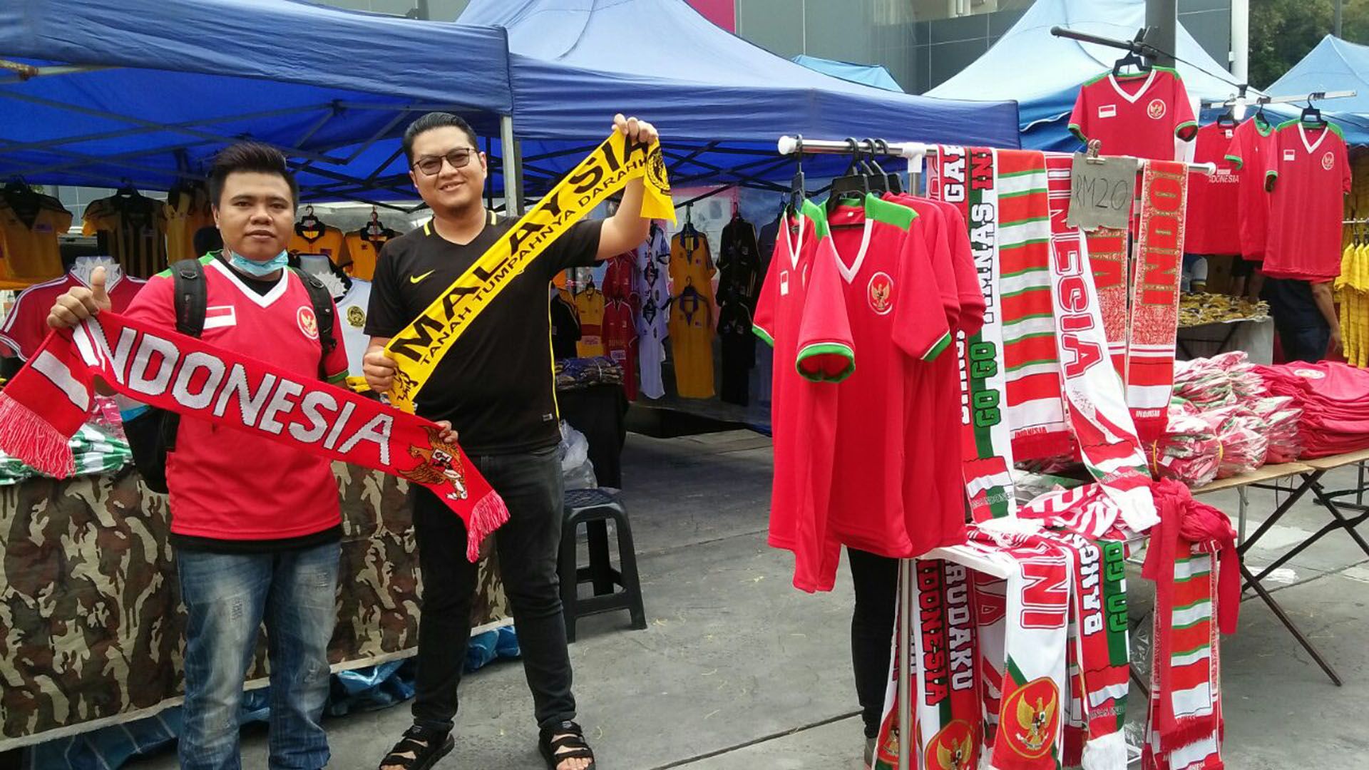 Fans Indonesia & Malaysia
