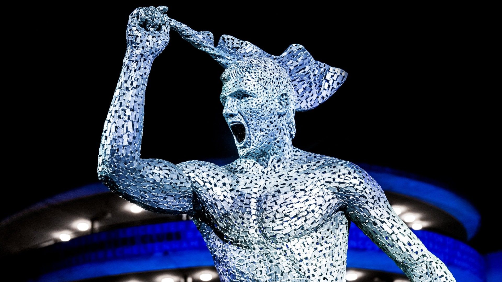 Sergio Aguero statue Manchester City