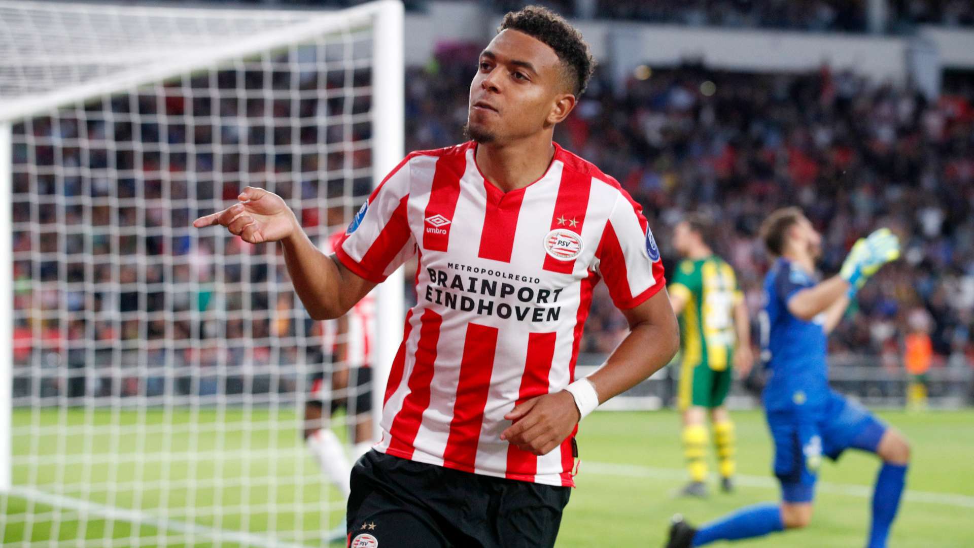 Donyell Malen PSV 08112019