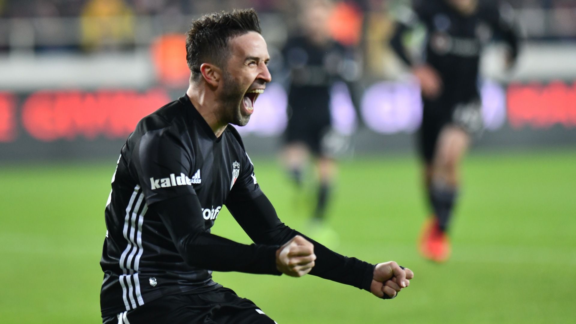 Gokhan Gonul Besiktas 2152019