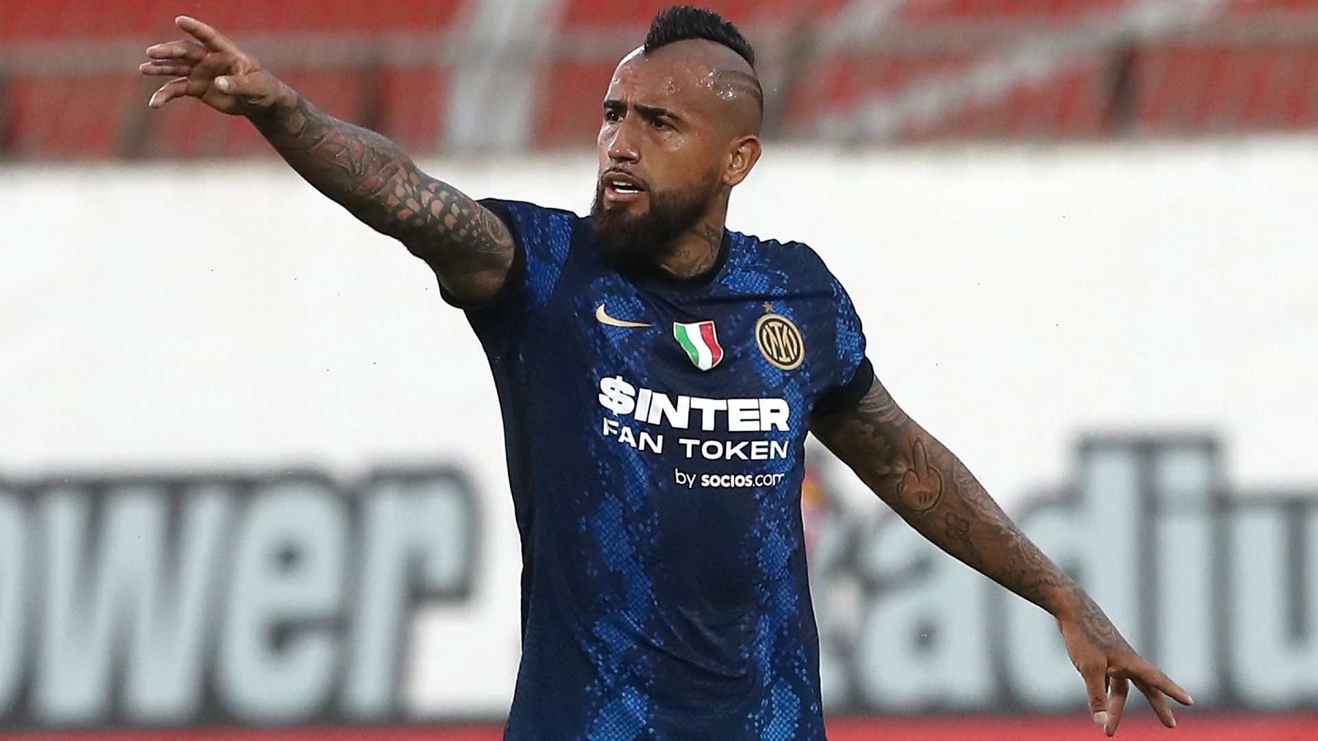 Arturo Vidal Inter 2021-22