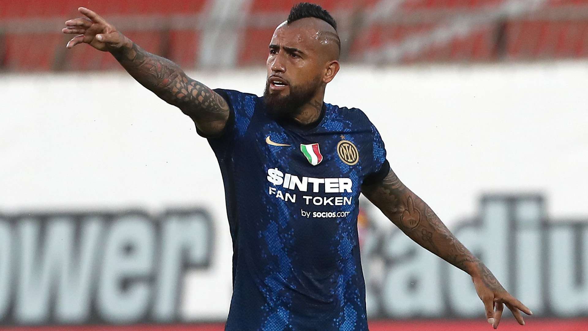 Arturo Vidal Inter 2021-22