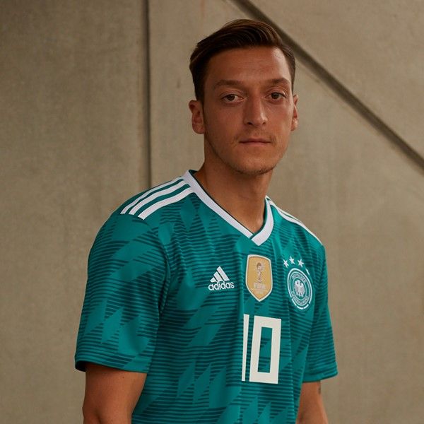 germany-2018-world-cup-away-kit (5).jpg