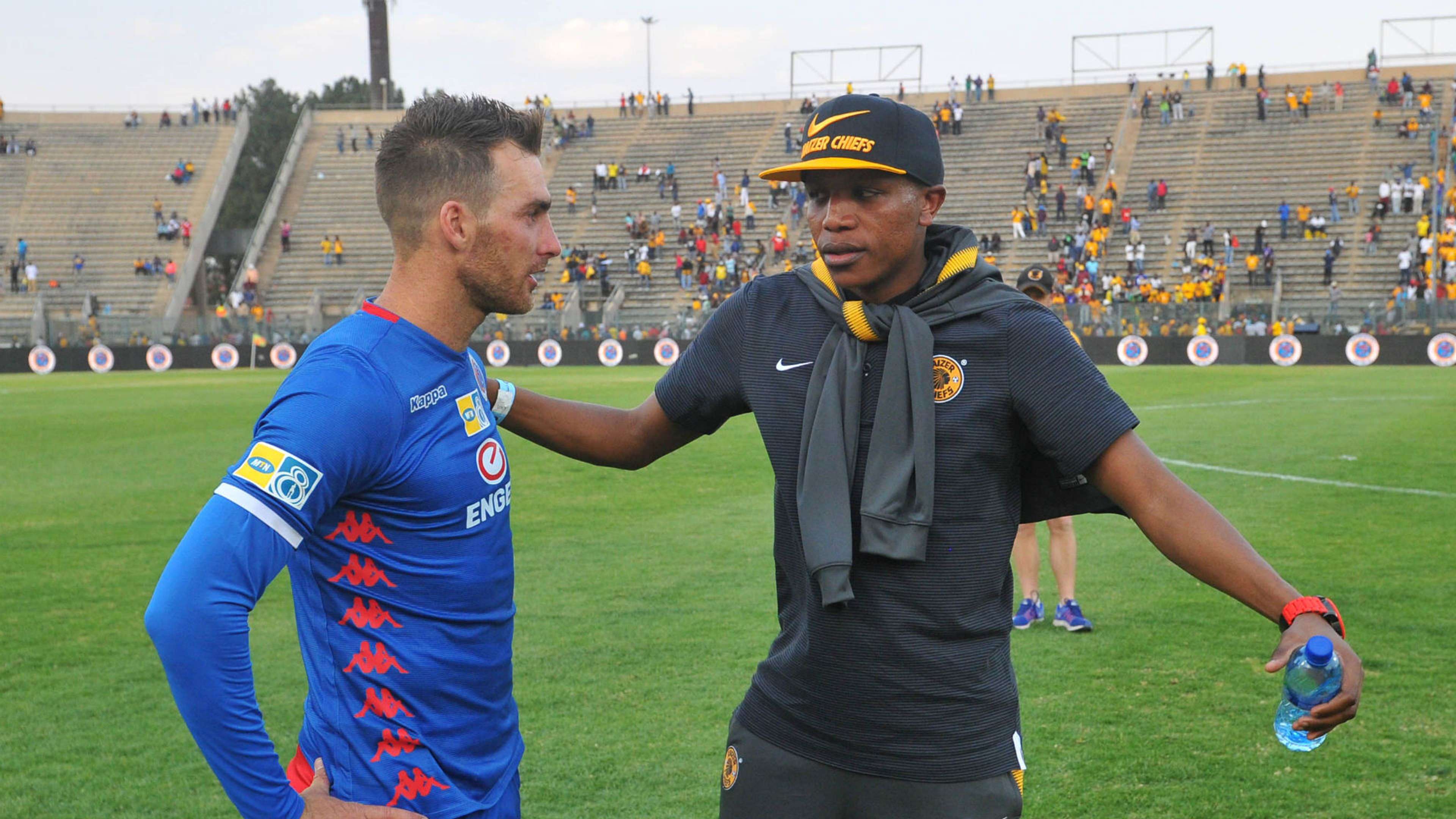 Lebogang Manyama of Kaizer Chiefs and Bradley Grobler of SuperSport United, August 2018