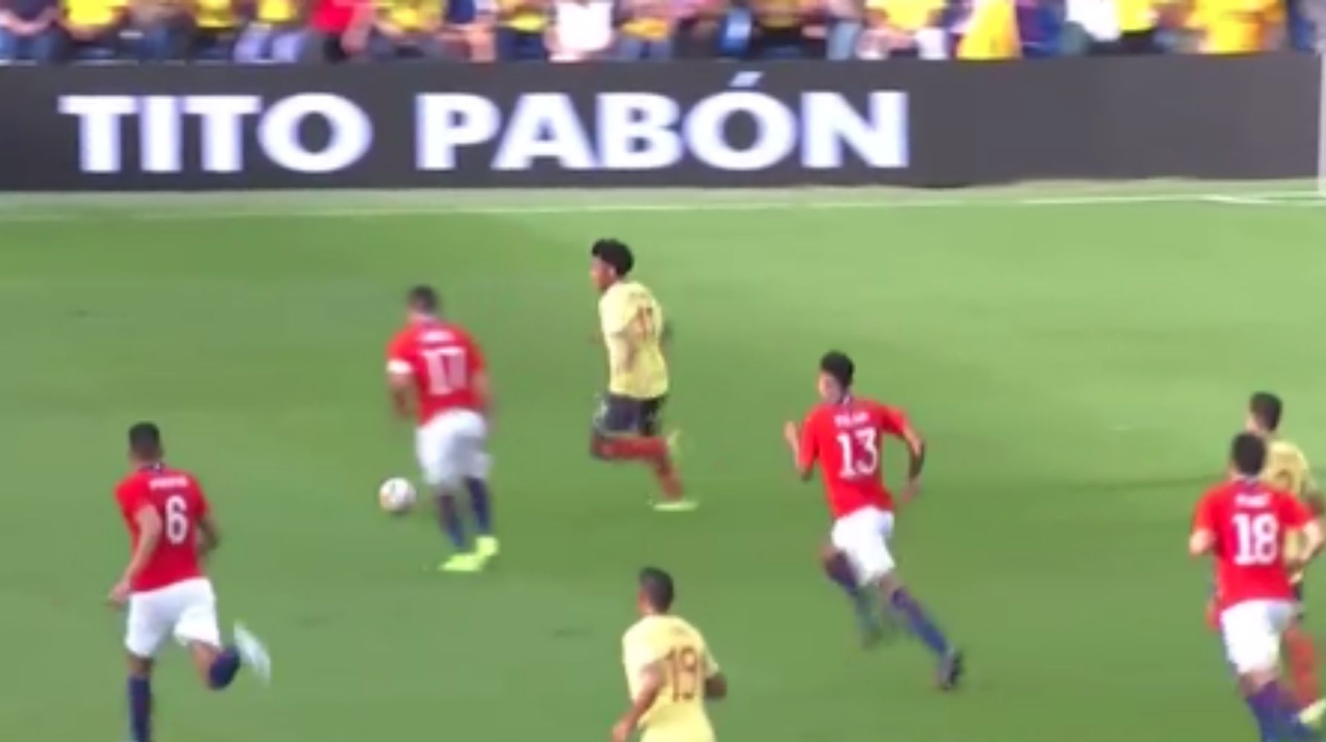 121019 Colombia Chile lesión Pitbull Medel