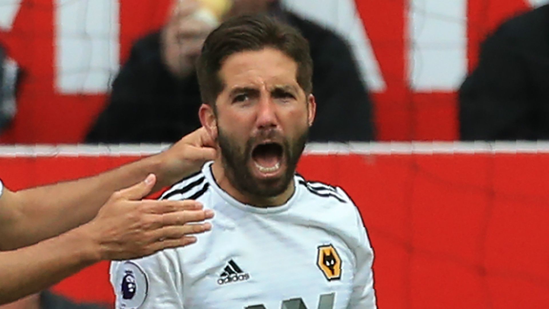 Joao Moutinho Wolves 2018-19