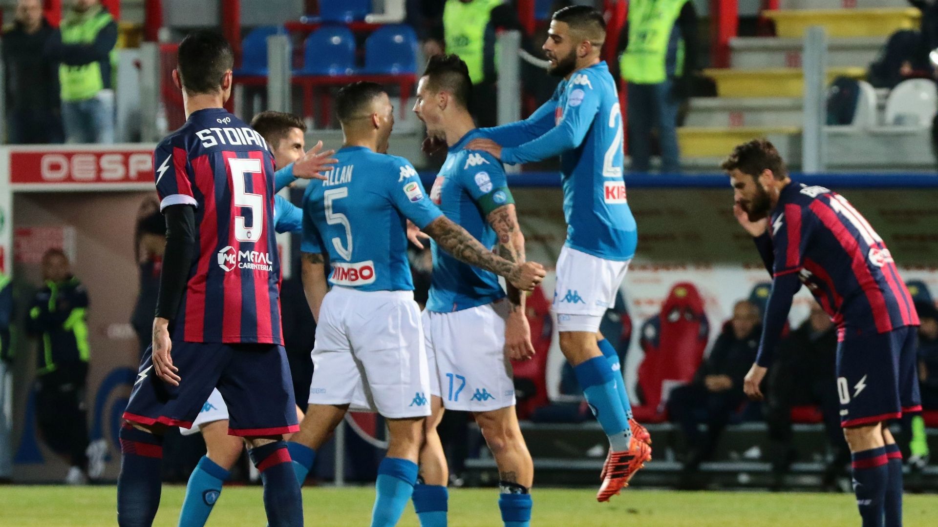 Napoli celebrating Crotone Napoli Serie A
