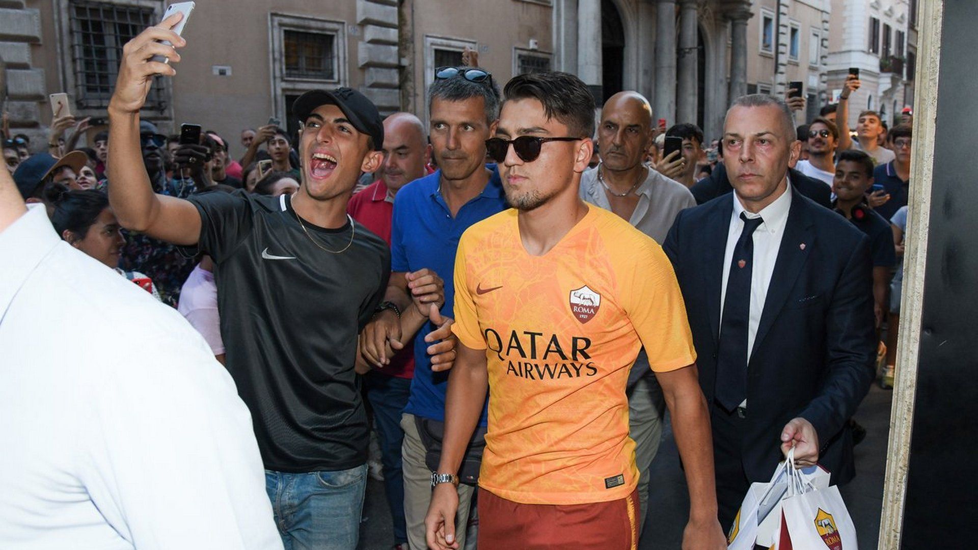 Cengiz Under Roma