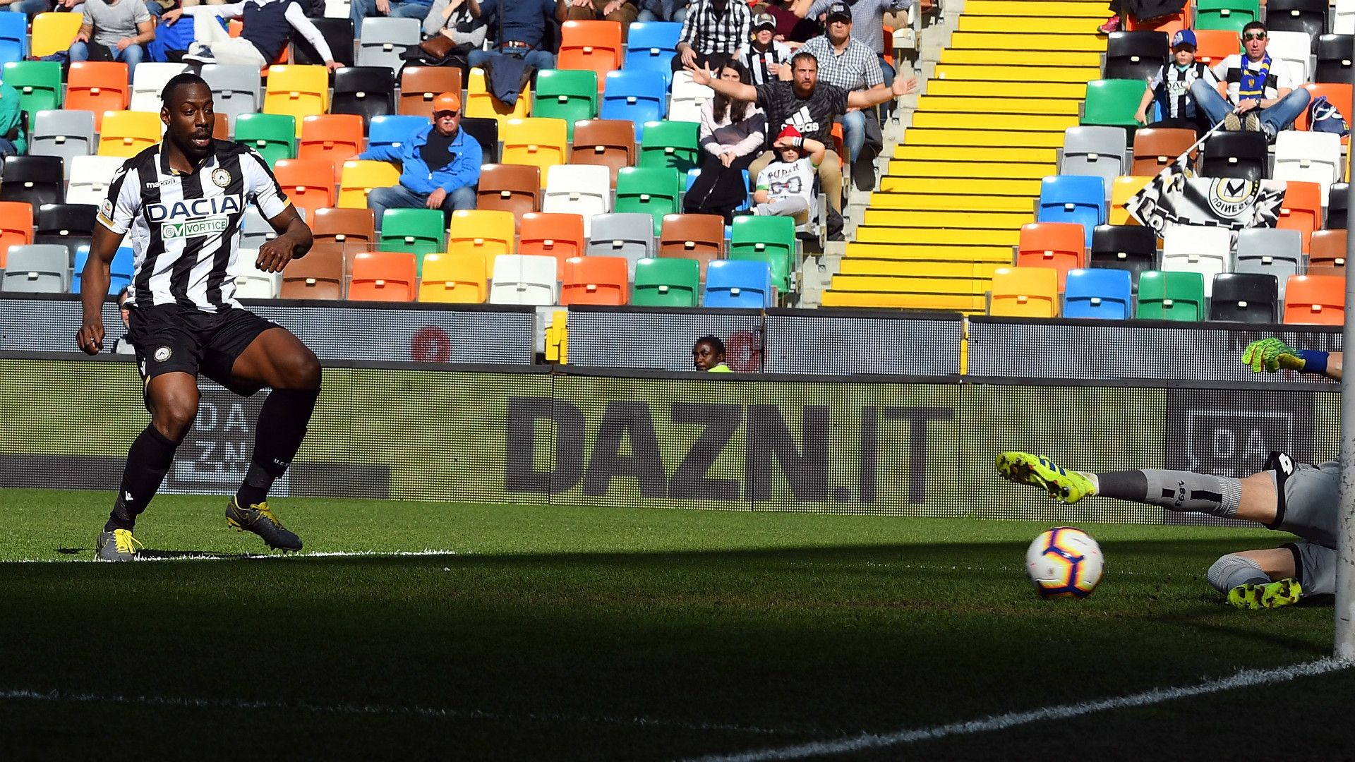 Stefano Okaka Udinese Genoa