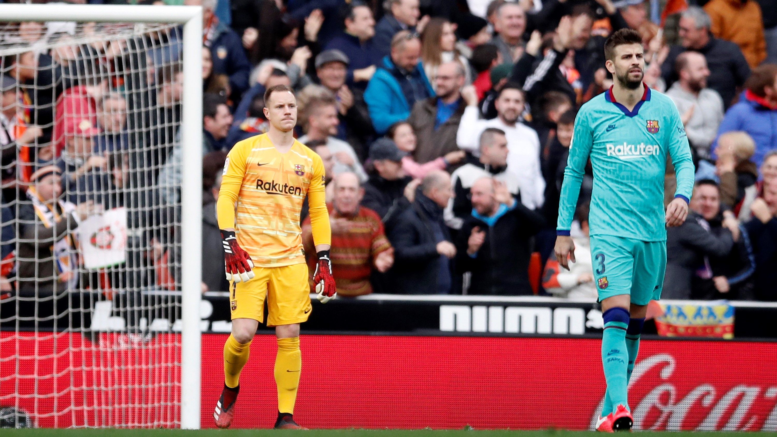 Marc-Andre Ter Stegen Gerard Pique Valencia Barcelona LaLiga 25012020