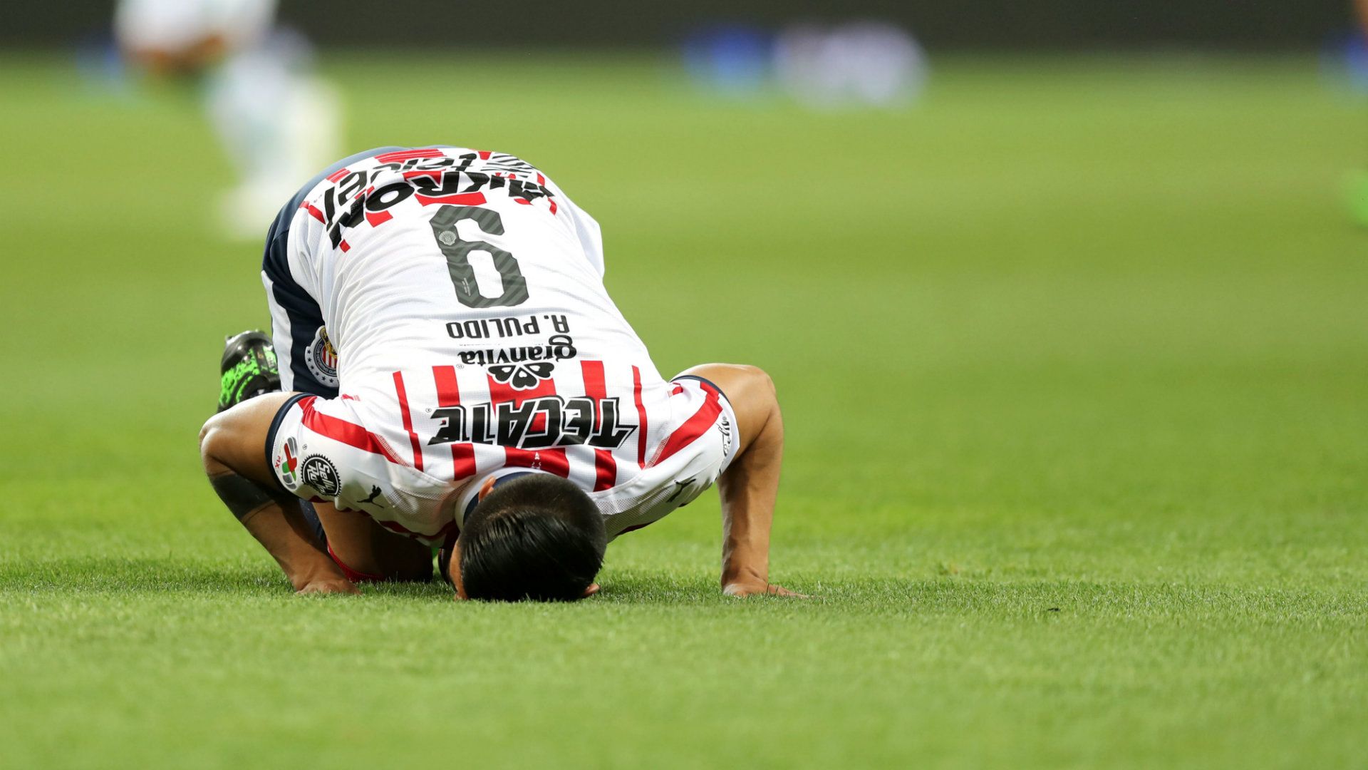 Alan Pulido Chivas 150519