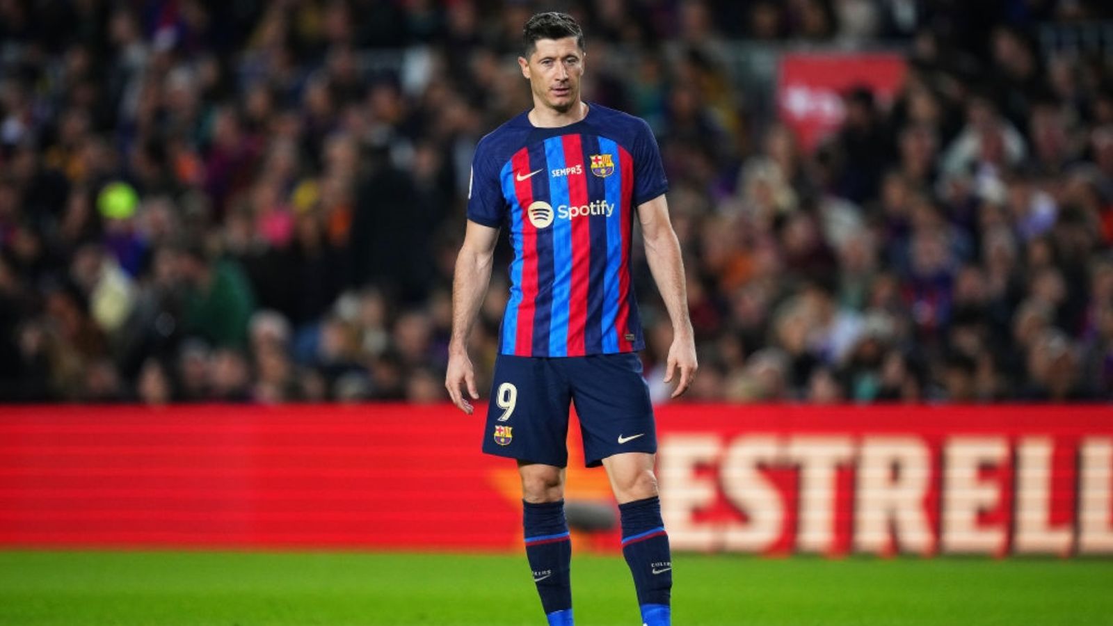 Robert Lewandowski, Barcelona vs. Almería