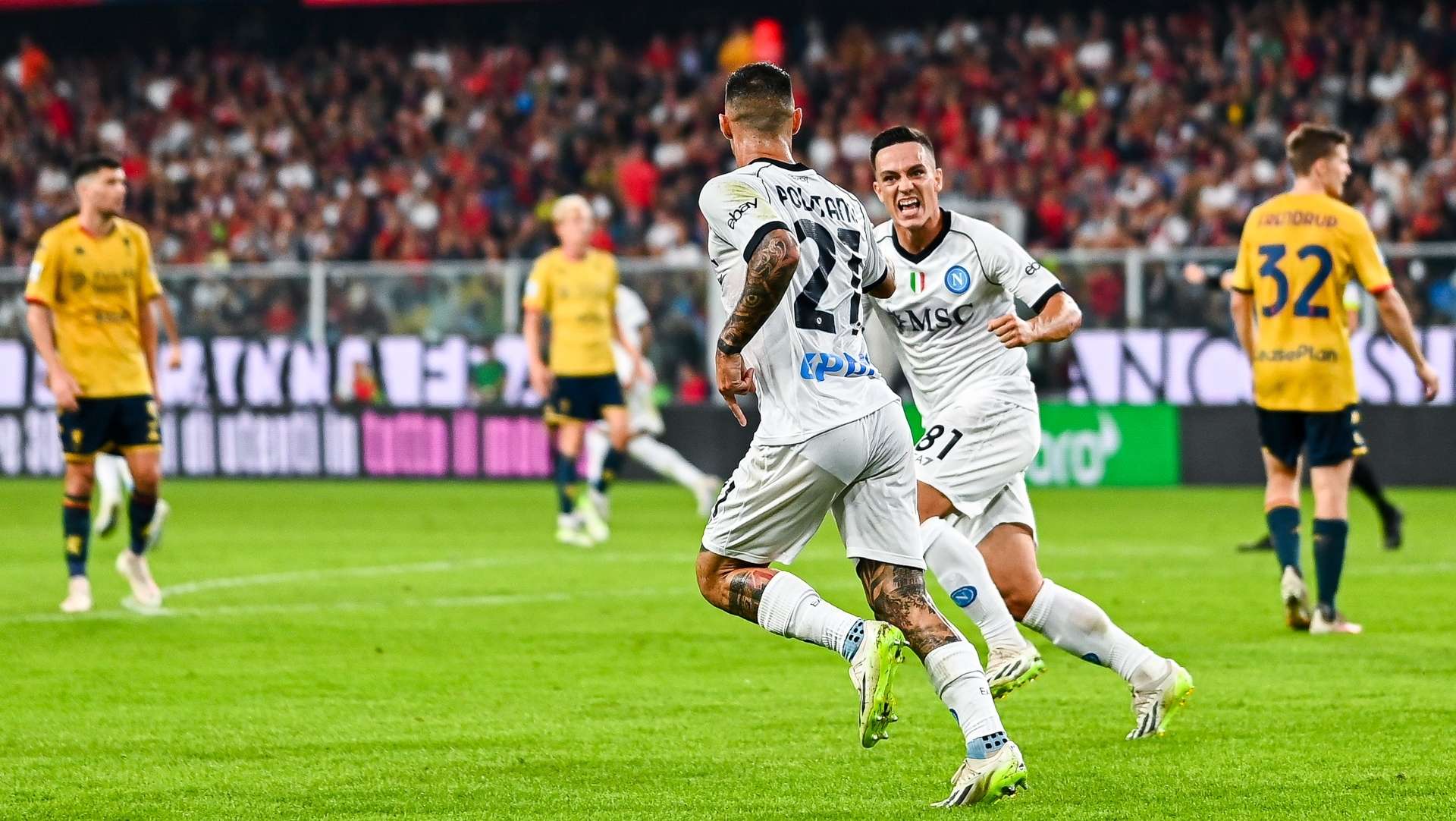 Matteo Politano Giacomo Raspadori Genoa Napoli