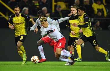 Hwang Hee-Chan vs Dortmund
