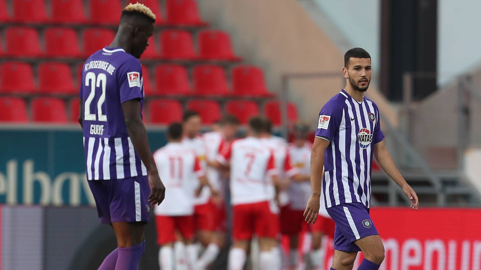 Erzgebirge Aue Babacar Gueye Soufiane Messeguem