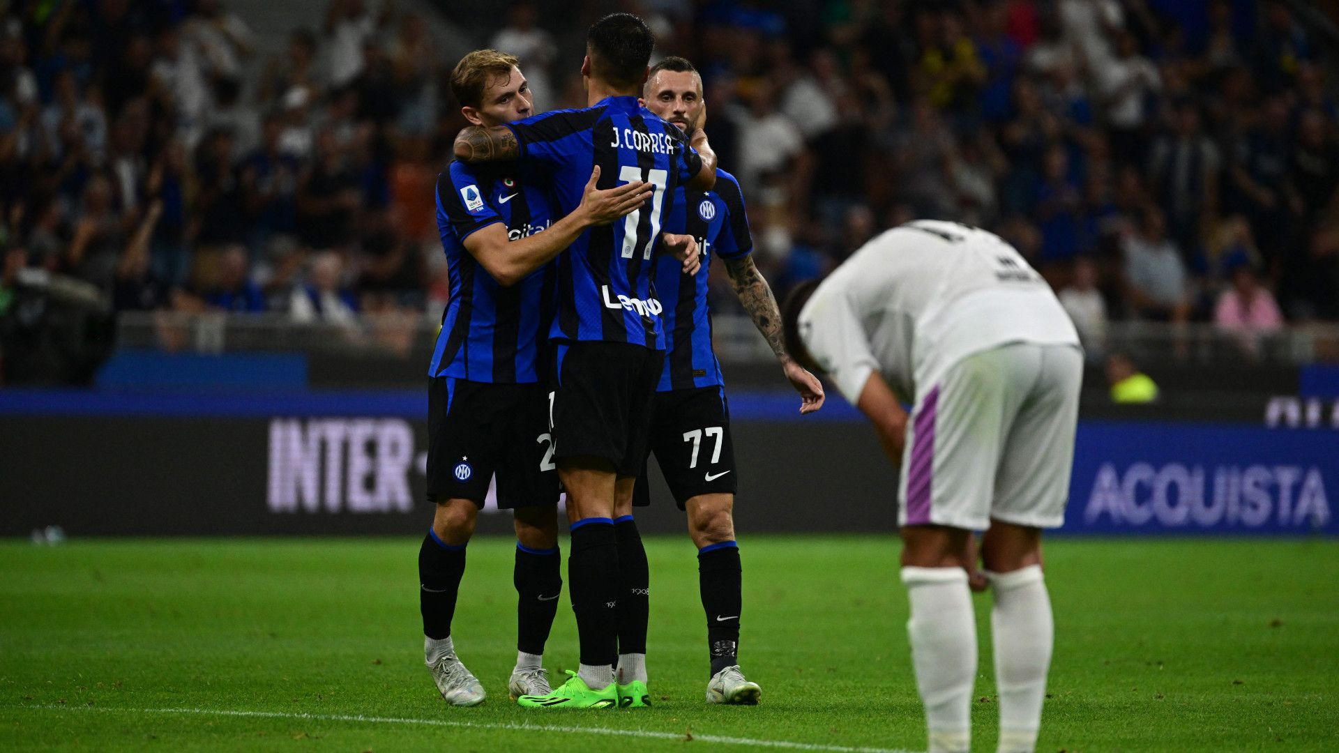 Inter Cremonese celebrate Serie A