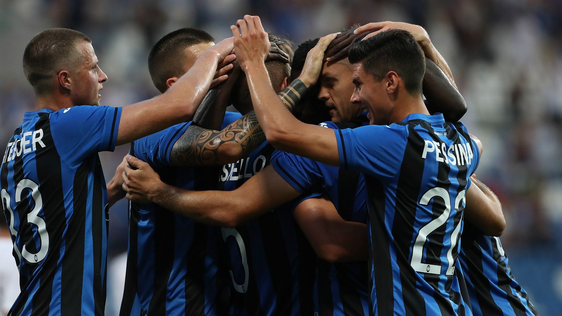 Atalanta celebrating Sarajevo Europa League