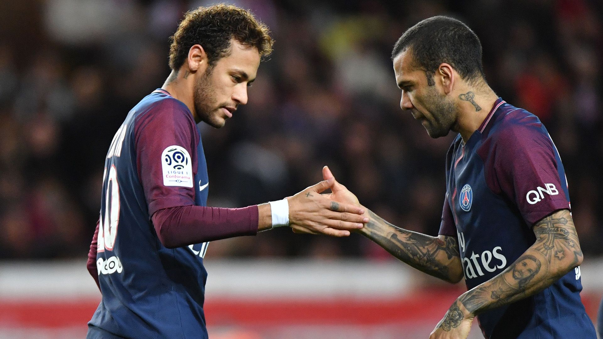 Neymar Dani Alves PSG 2018