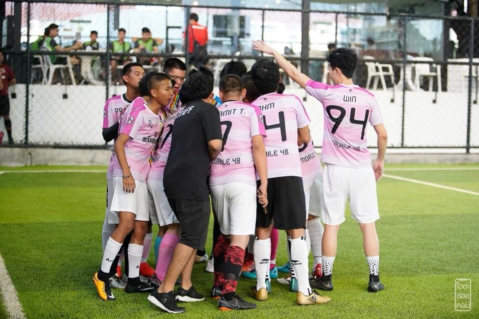 Mobile United (โมบายล์ ยูไนเต็ด)