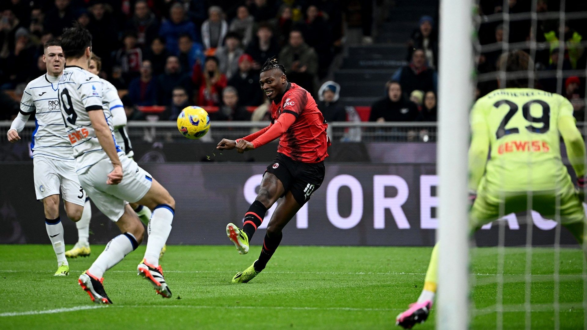 Leao AC Milan Atalanta