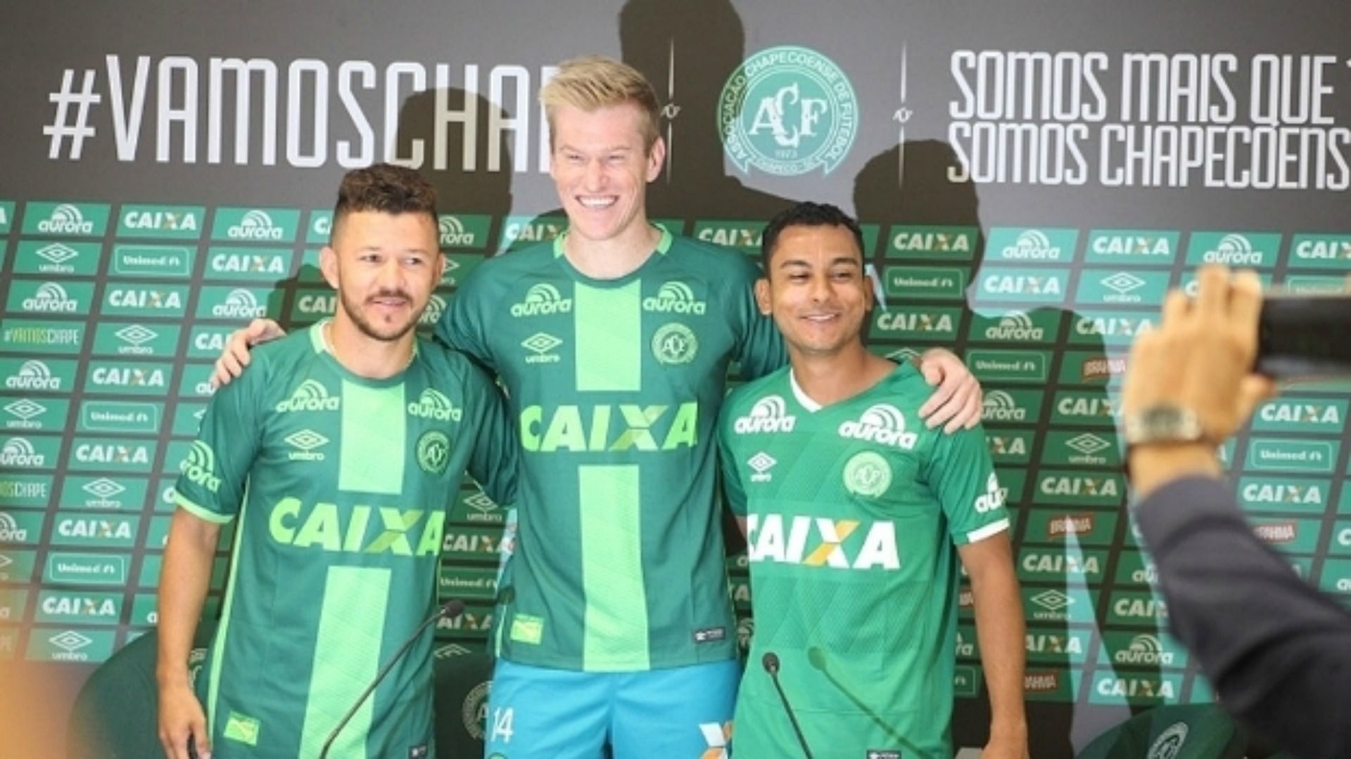 rossi douglas grolli nadson chapecoense 04 01 2017