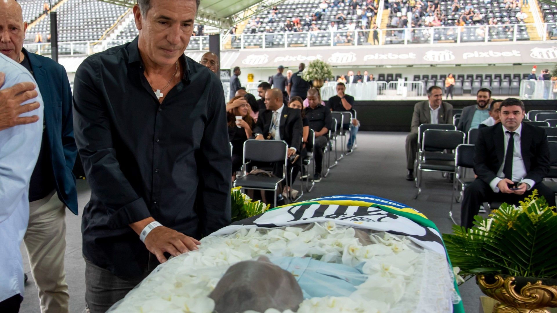 Careca enterro Pelé 03 01 2023