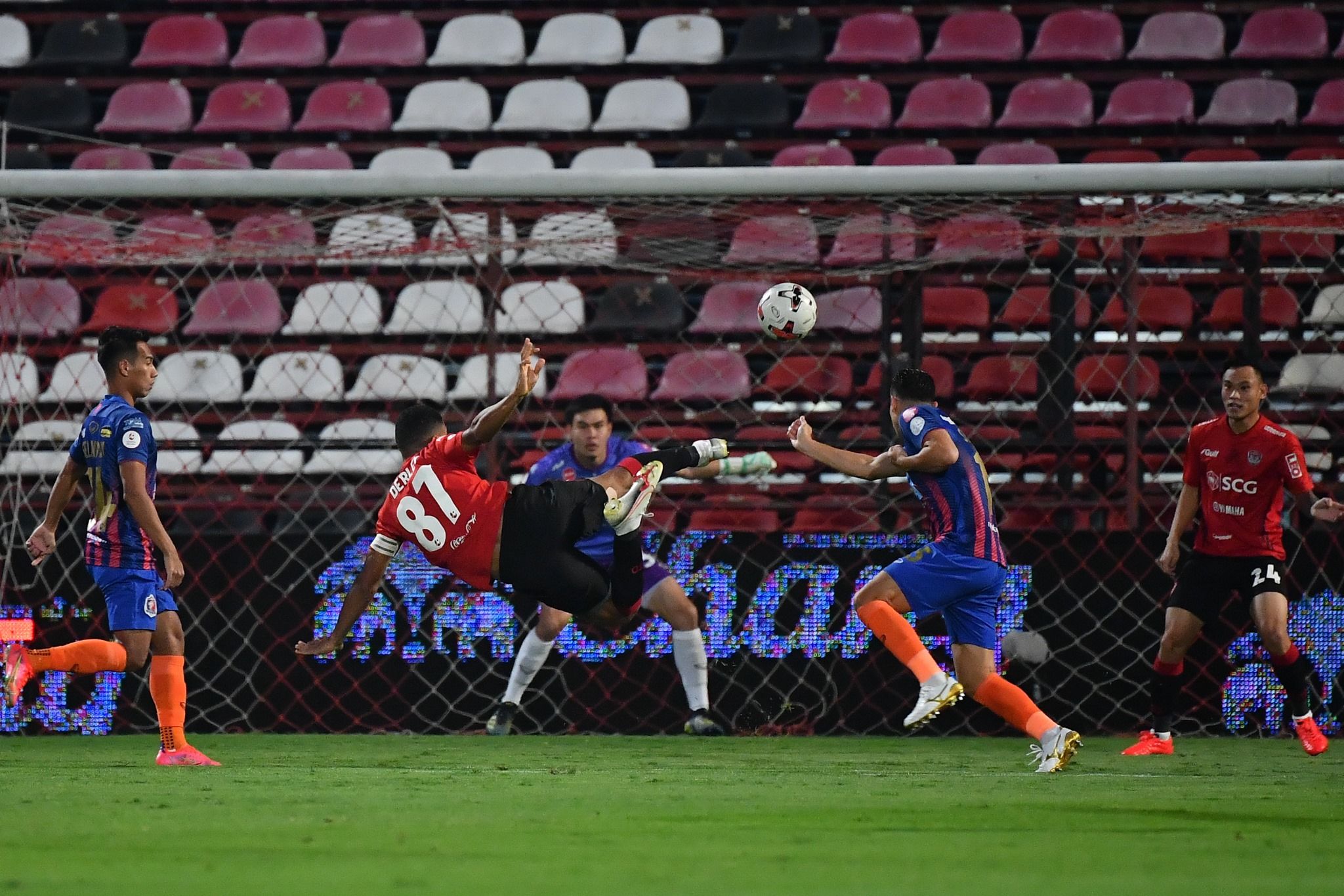 เอสซีจี เมืองทอง ยูไนเต็ด - การท่าเรือ : 2021