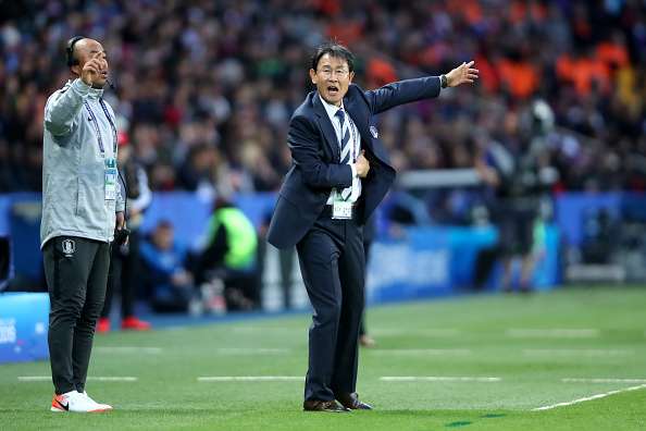 on Deok-yeo 윤덕여