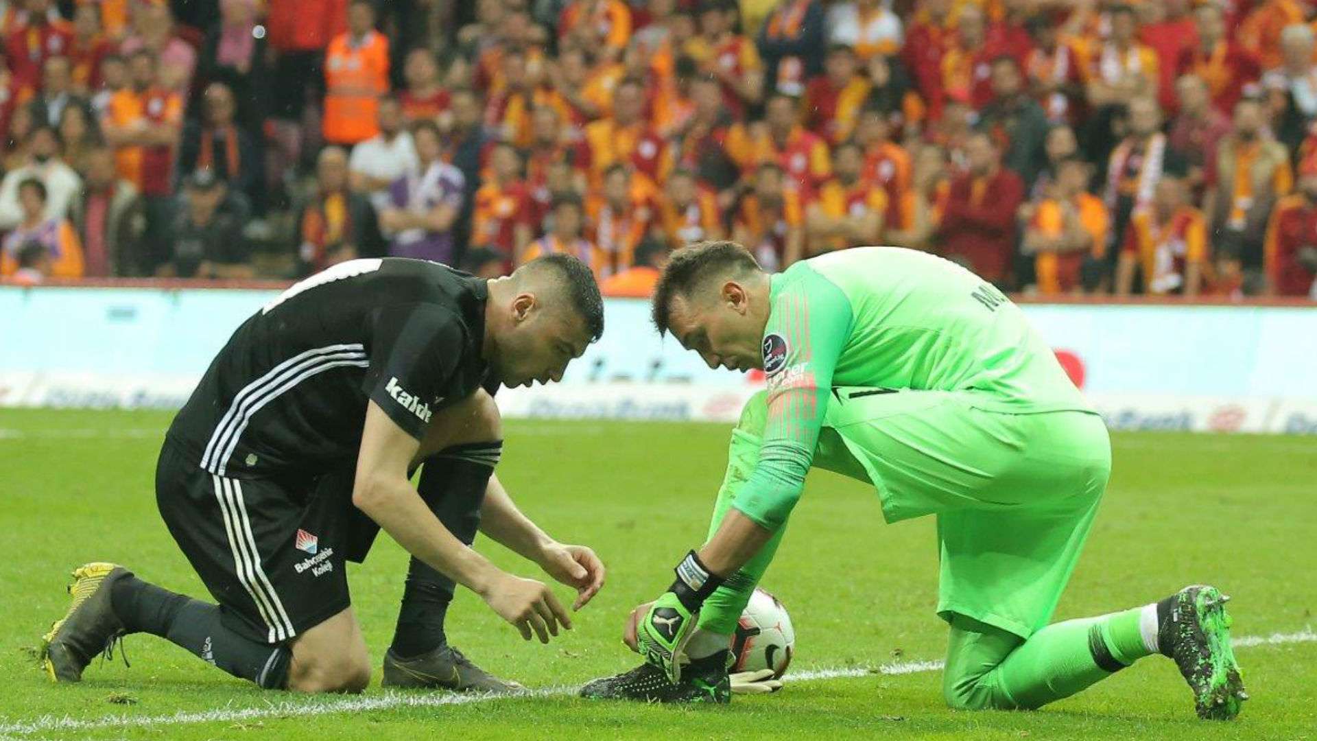 Galatasaray Besiktas Burak Yilmaz Fernando Muslera  04052019