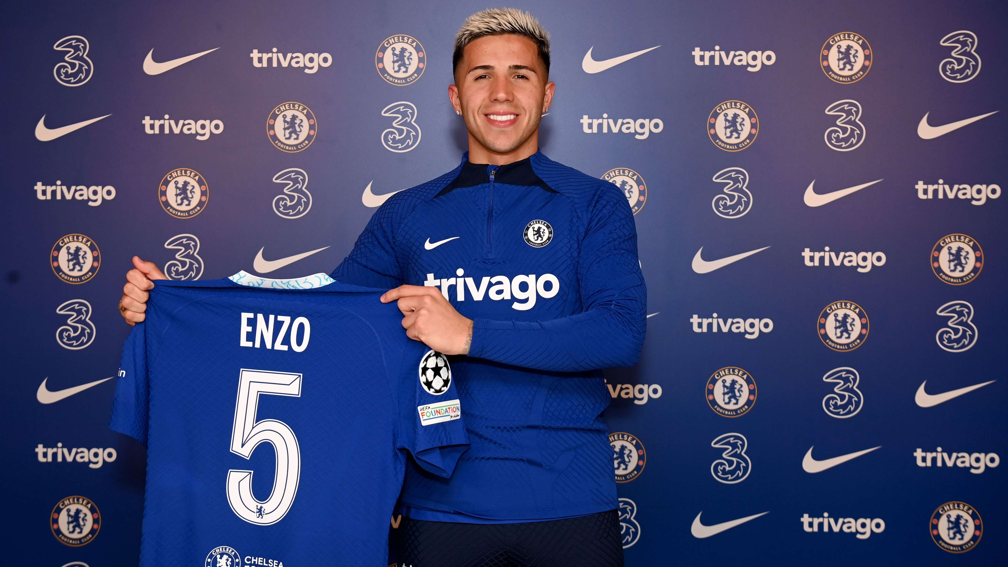 Enzo Fernandez Chelsea 2023-24