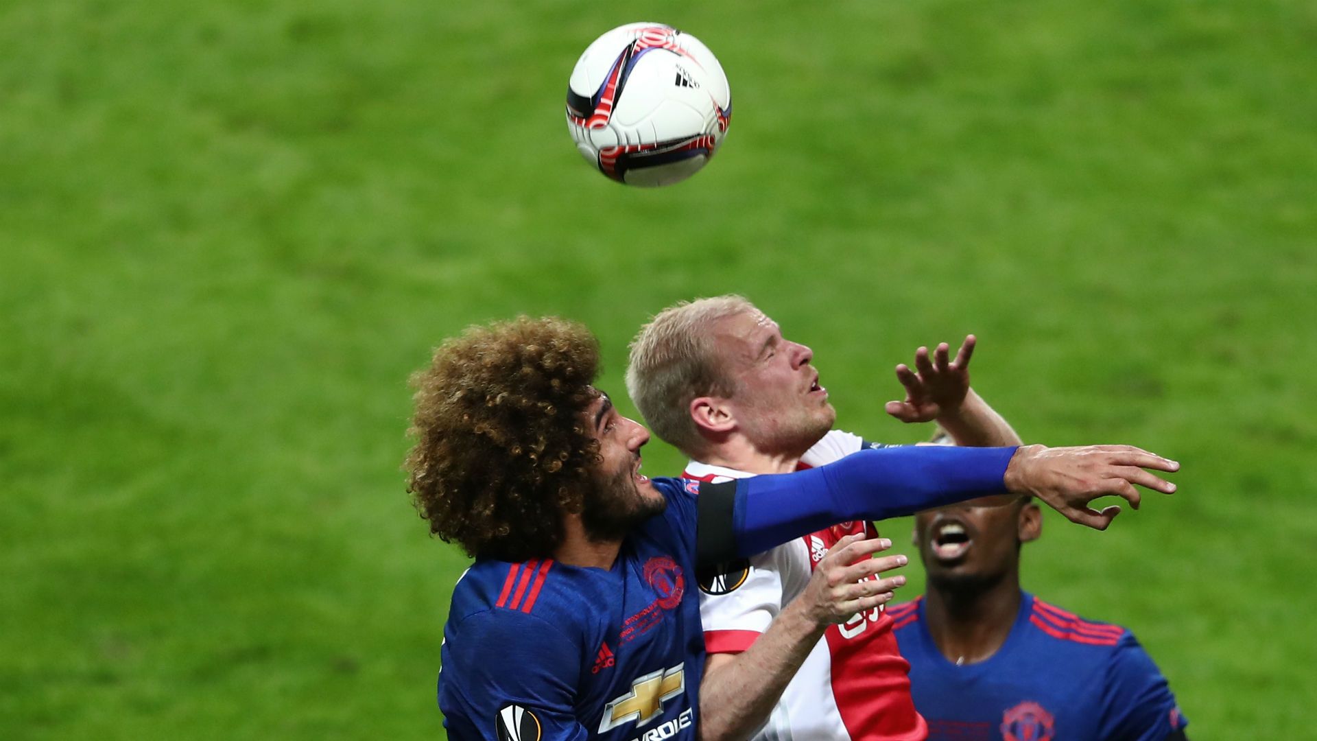 Marouane Fellaini Davy Klaassen Manchester United Ajax Europa League Final
