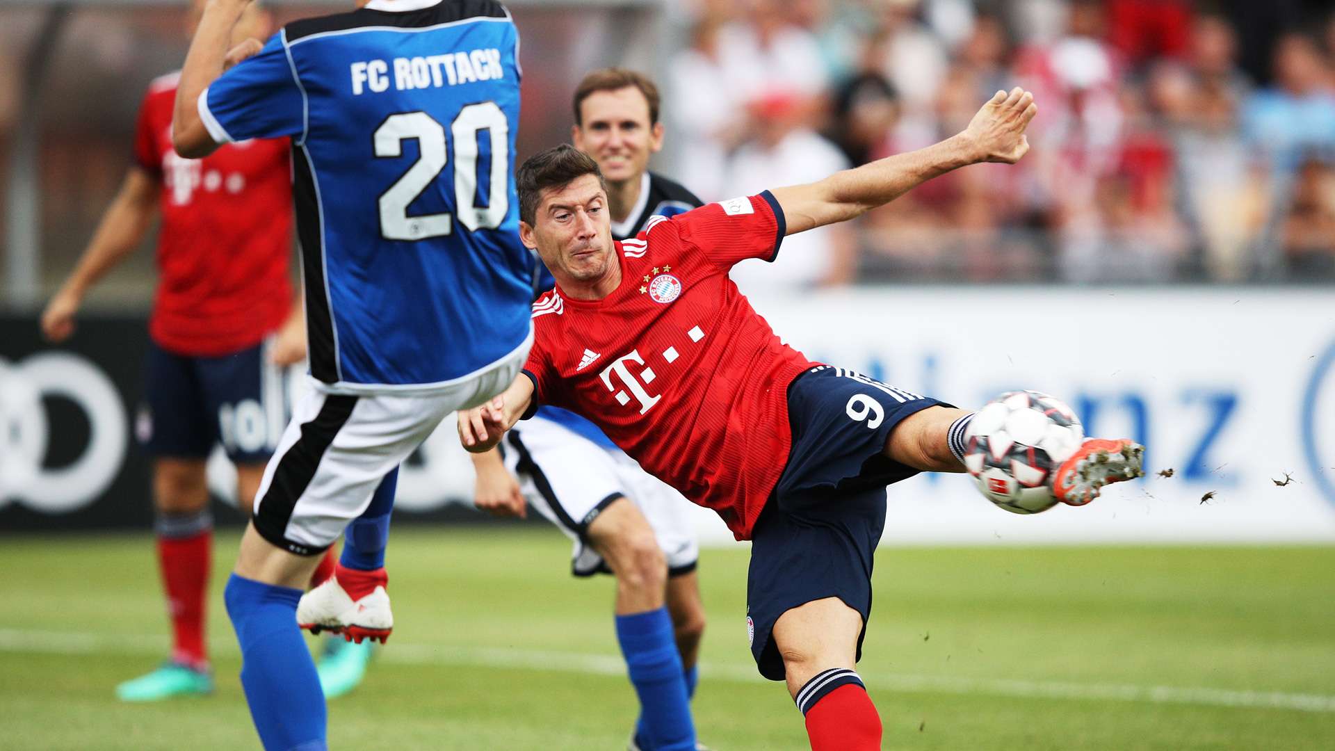Robert Lewandowski FC Bayern Rottach-Egern 080818