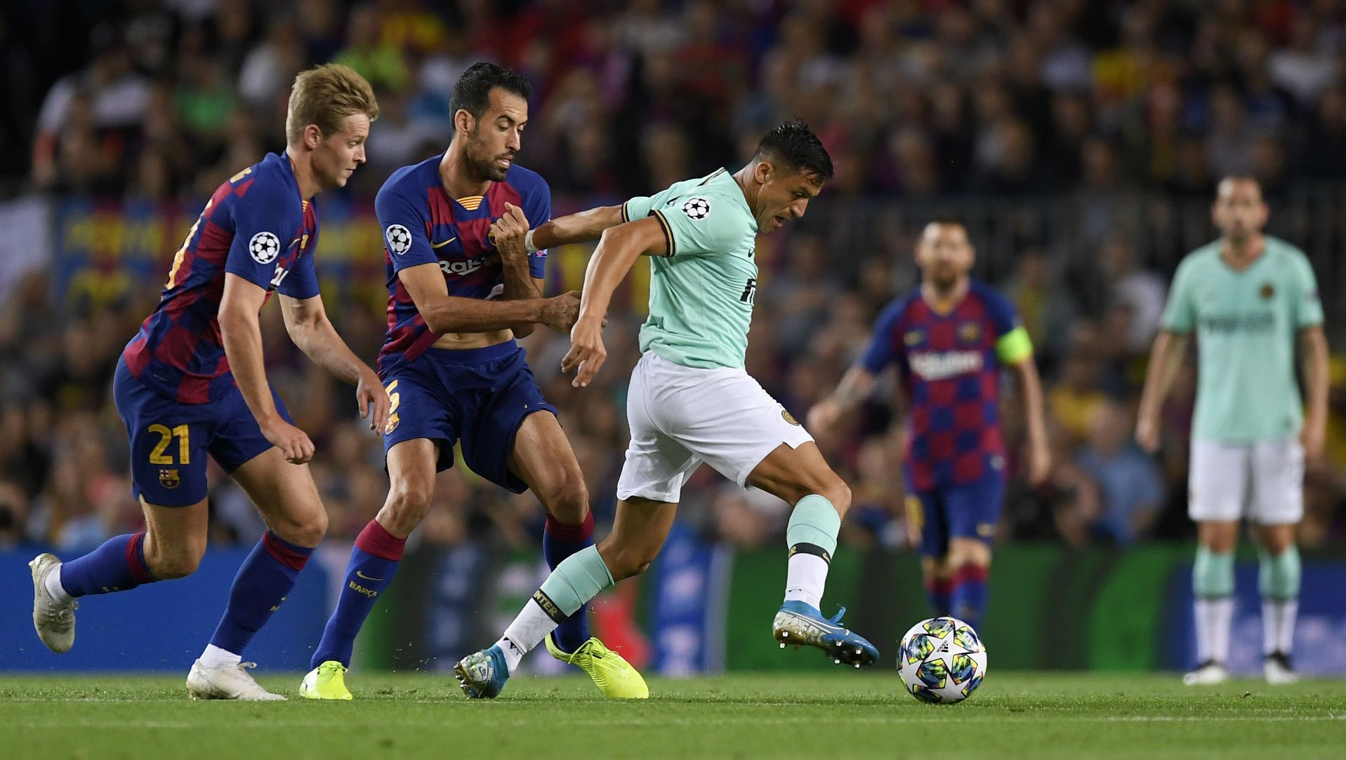 Frenkie de Jong Sergio Alexis Sánchez Barcelona Inter 021019