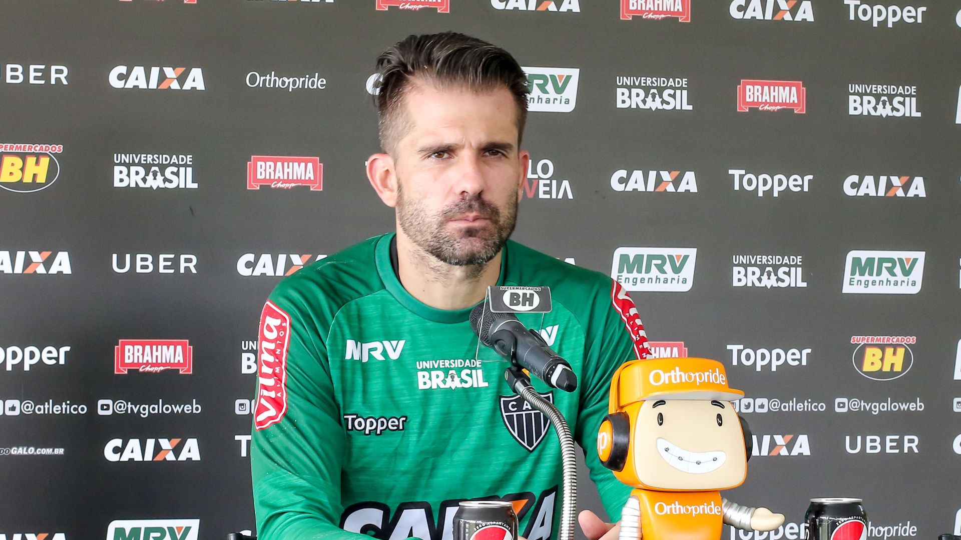 Victor Atletico-MG coletiva 27022018